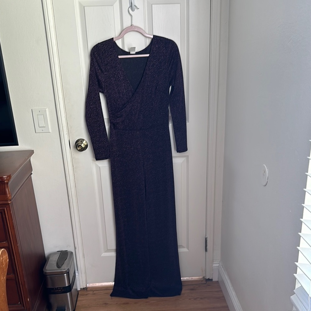 Blue Long Sleeve V-Neck Cocktail Gown